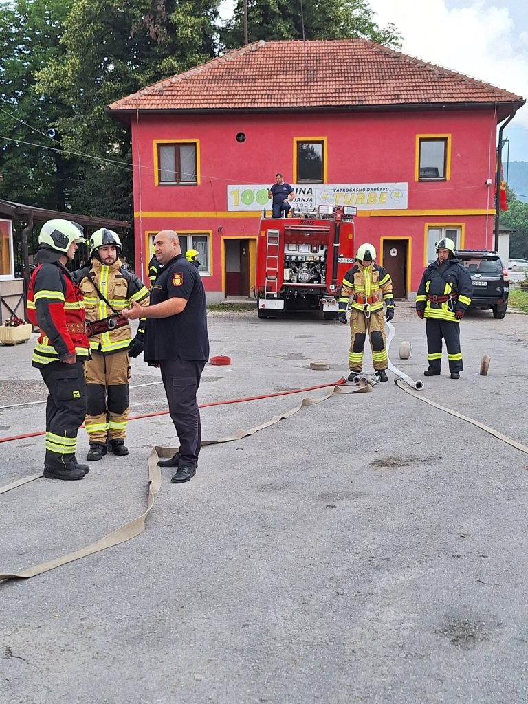Uspješno položeni ispiti za dobrovoljne i profesionalne vatrogasce